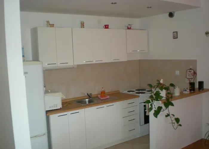 Karla Appartement Slatine